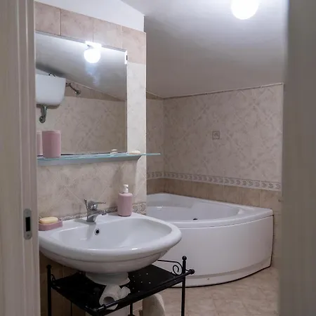 Appartement Holiday House Nancy Poggiomarino
